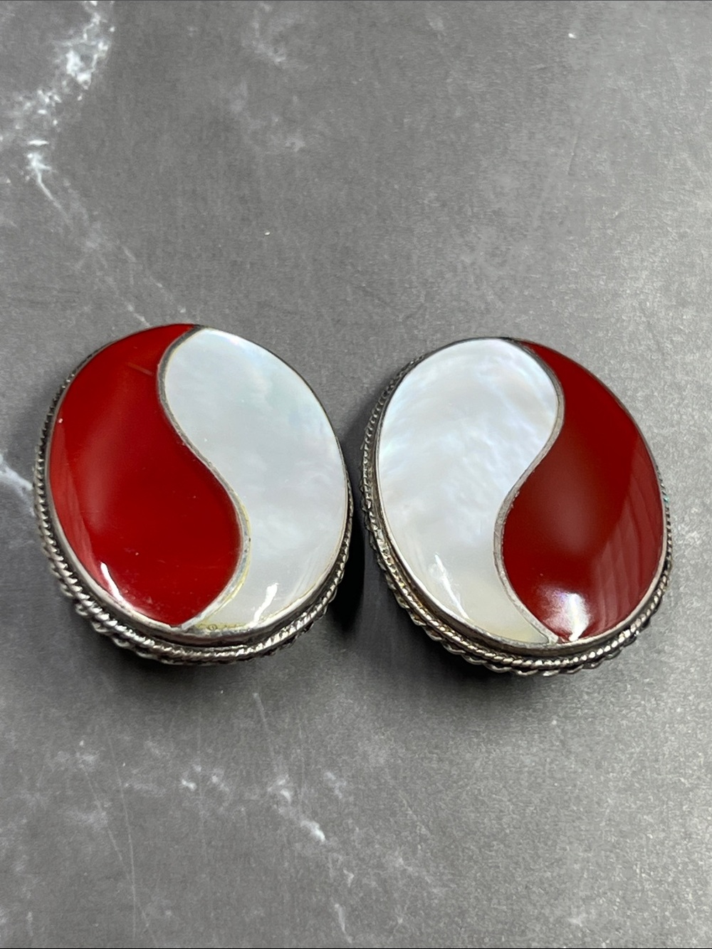 Vintage Native American 925 Red Jade Mother of Pearl Earrings